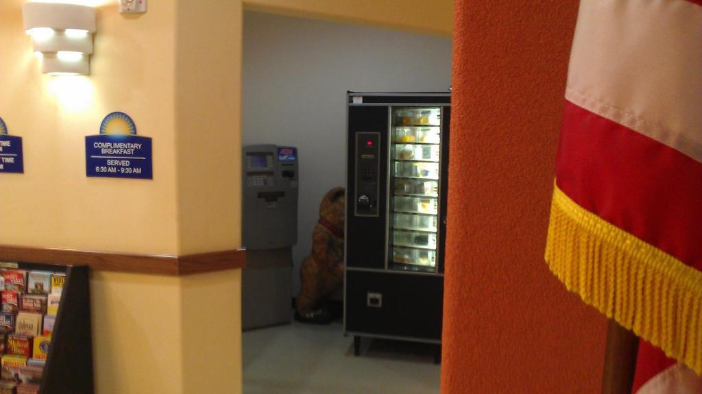 Robinson Inn And Suites Buitenkant foto