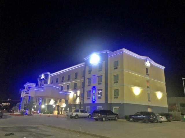 Robinson Inn And Suites Buitenkant foto