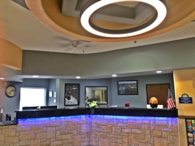 Robinson Inn And Suites Buitenkant foto